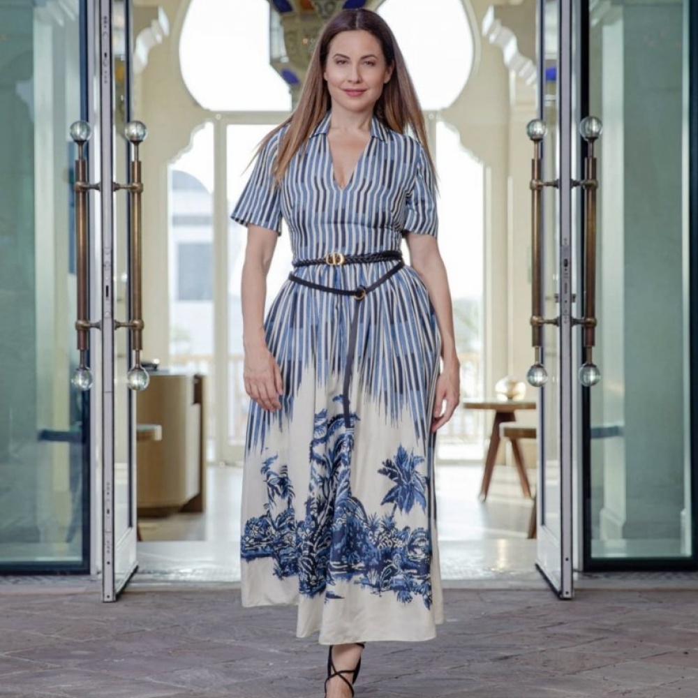 أحدث إطلالات ريا أبي راشد الأنثوية في دبي من ديور