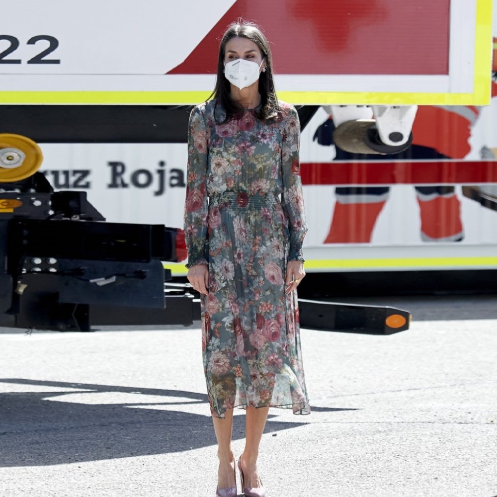 أحدث إطلالات الملكة ليتيزيا المفعمة بالأنوثة في مدريد