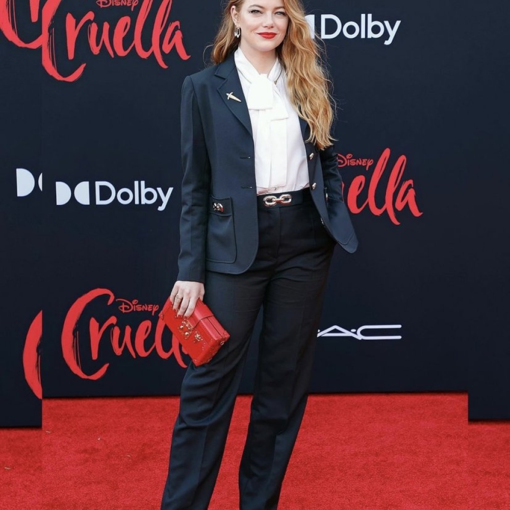 إيما ستون تتألق بإطلالة من لويس فويتون خلال عرض فيلمها الجديد في لوس انجيلوس