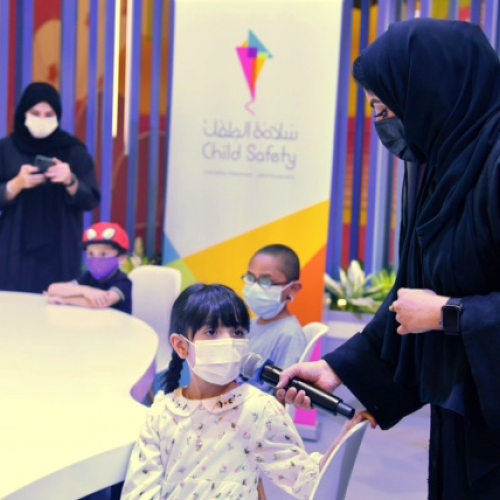 "سلامة الطفل" تعزز وعي الأطفال بمبادئ الوقاية من الحوادث في الشارقة القرائي للطفل