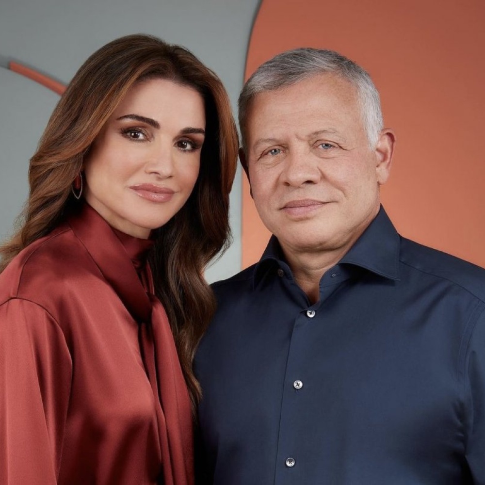 نشرت الملكة رانيا صورة لها برفقة الملك عبدالله بمناسبة عيد زواجهما