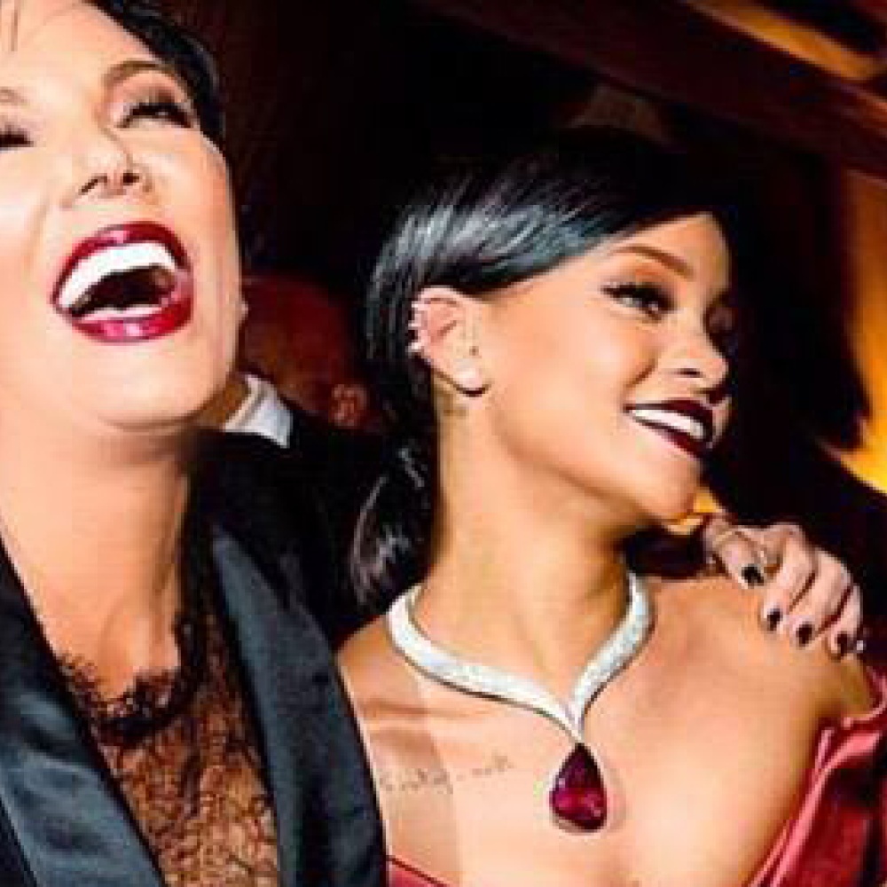 ريهانا وكريس جينير تستمتعان بوقتهما خلال حفل Diamond Ball