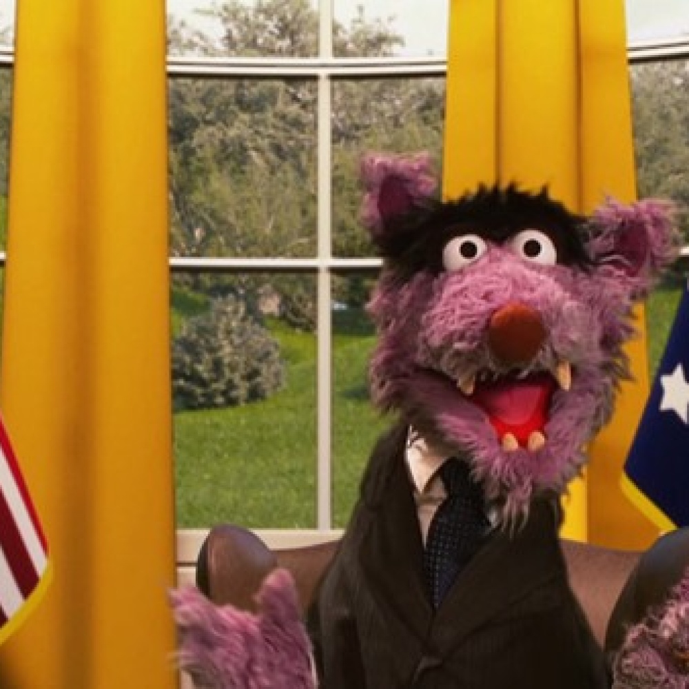 بالفيديو: محاكاة مضحكة من "House of Cards"