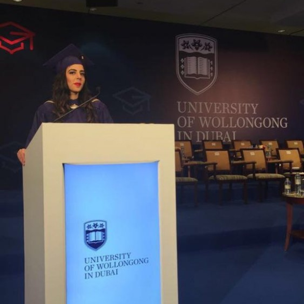 الزميلة خديجة بن عمر