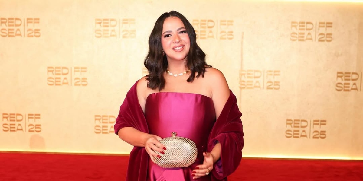 كيف ردت إيمي سمير غانم على شائعات طلاق شقيقتها دنيا من زوجها رامي رضوان؟