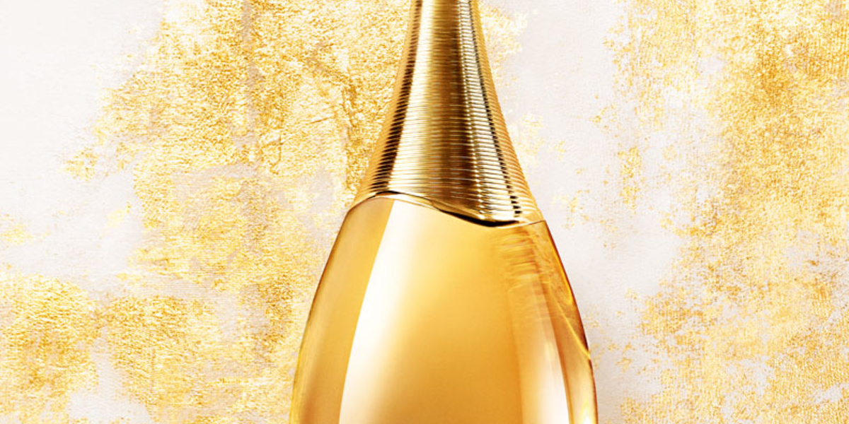 J’adore L’Absolu مجلة هي