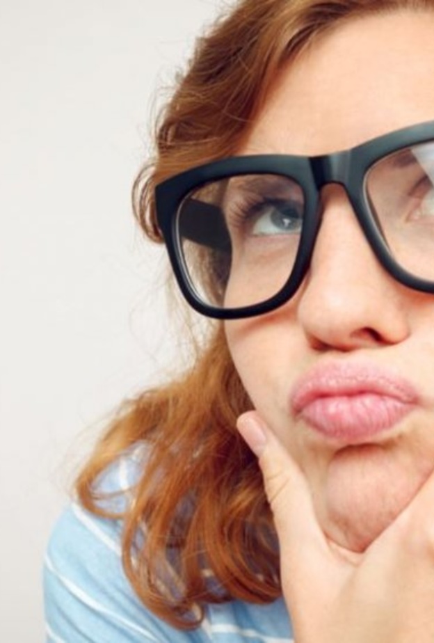  كثرة القلق و التفكير من علامات الذكاء