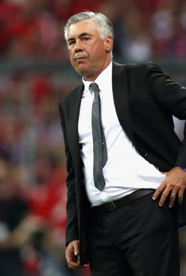 كارلو أنشيلوتي المدير الفني لفريق بايرن ميونيخ الألماني