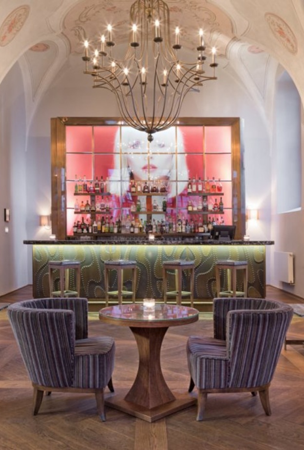 فندق أوغسطين لوكشري كوليكشن هوتيل Augustine  Luxury Collection Hotel 