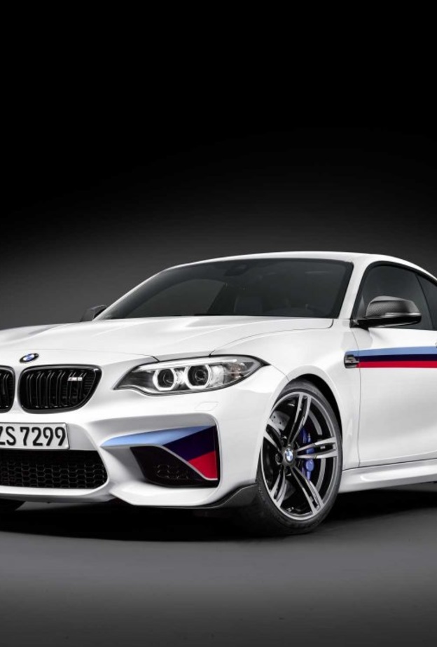 بي إم دبليو الموديل الخاص  M240i M Performance Edition