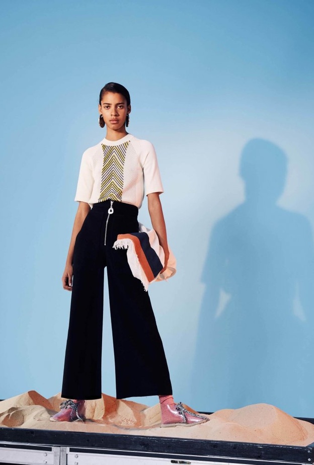 ستيلا مكارتني من علامات الموضة الفاخرة التي تهتم بالبيئة.