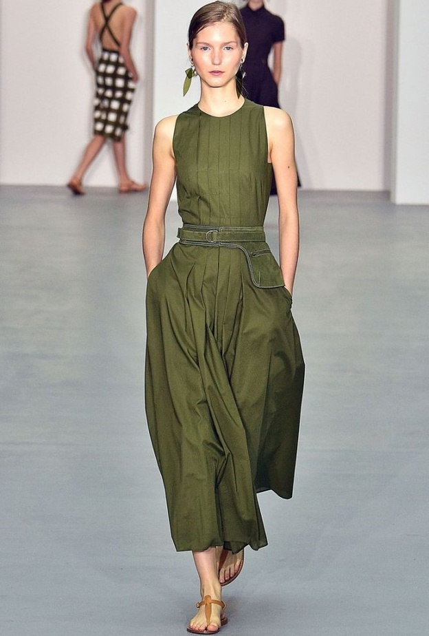 احدث ازياء صيف 2017 مع الفستان الشبابي والزيتي من التوزارا ‏Altuzarra