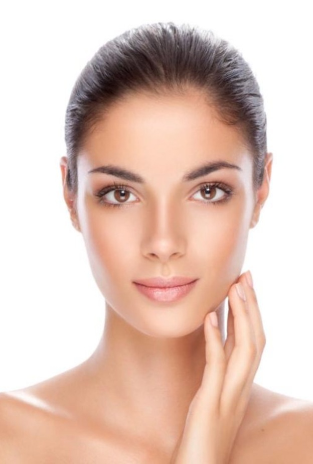 جربي ماسك الدقيق على بشرتك الحساسة