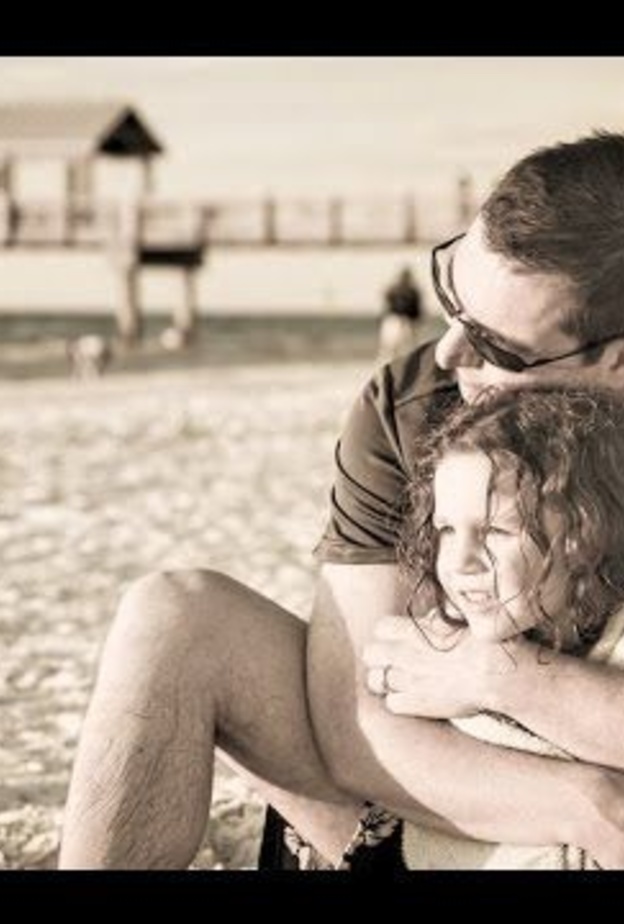 مخ الآباء يستجيب أكثر عند التعامل مع البنات