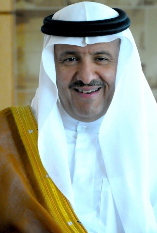 تعرفوا على الأمير سلطان بن سلمان