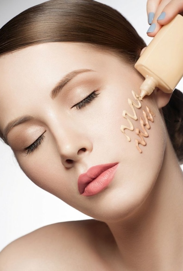 كريم الاساس يساعدك في اخفاء الشوائب