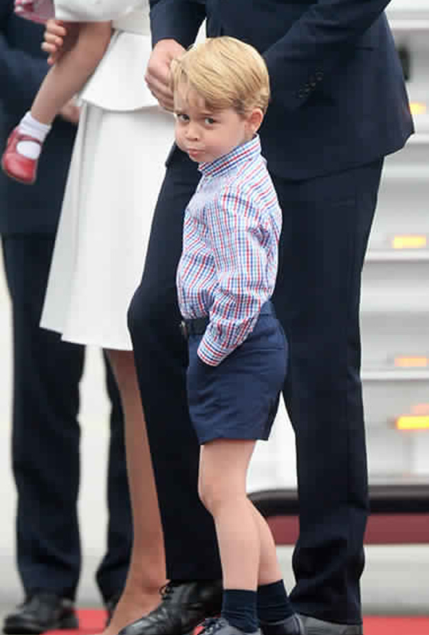 ما الاسم الذي سيخاطب به الأمير جورج في مدرسته الجديدة