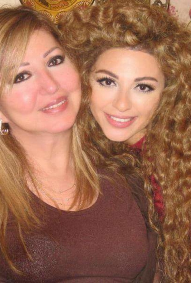 عيد الام 2017 مع ميريام فارس ووالدتها