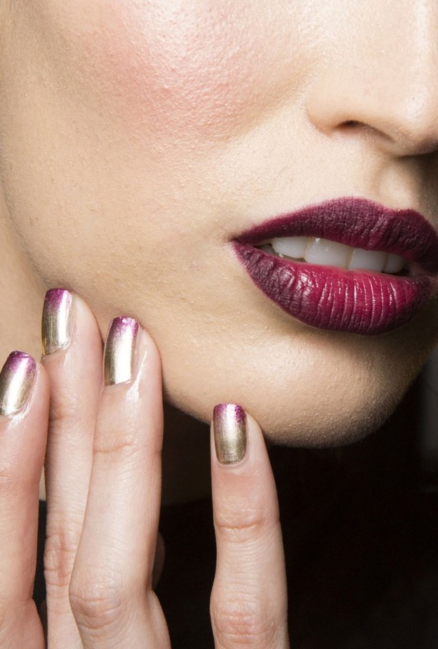 المناكير البارق بتدريج الألوان