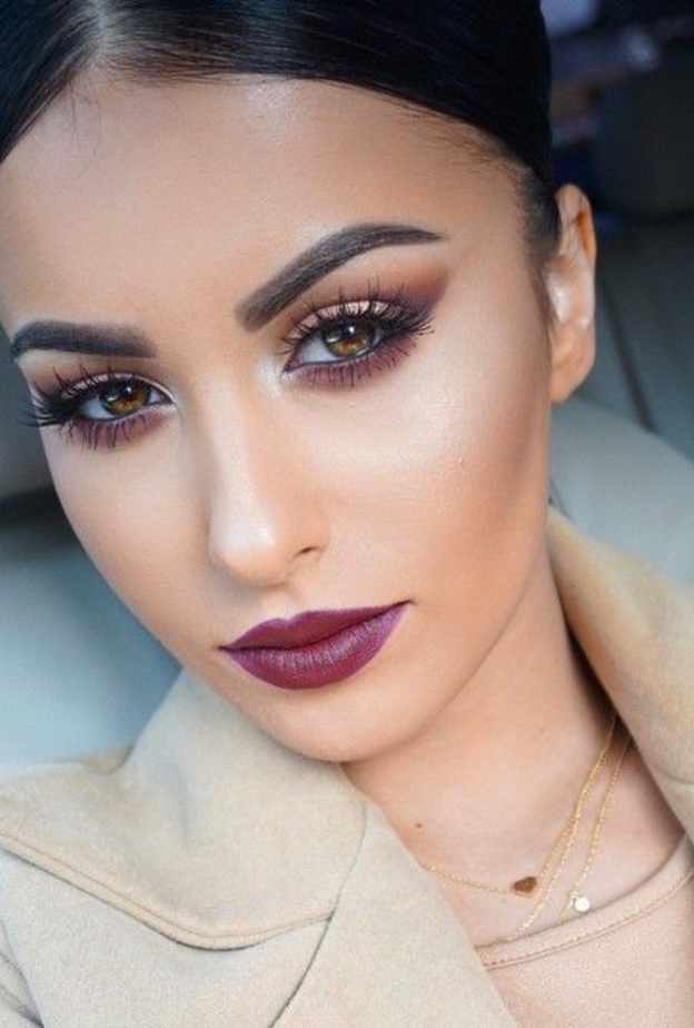 اللون البرغاندي يعطي جاذبية لا توصف