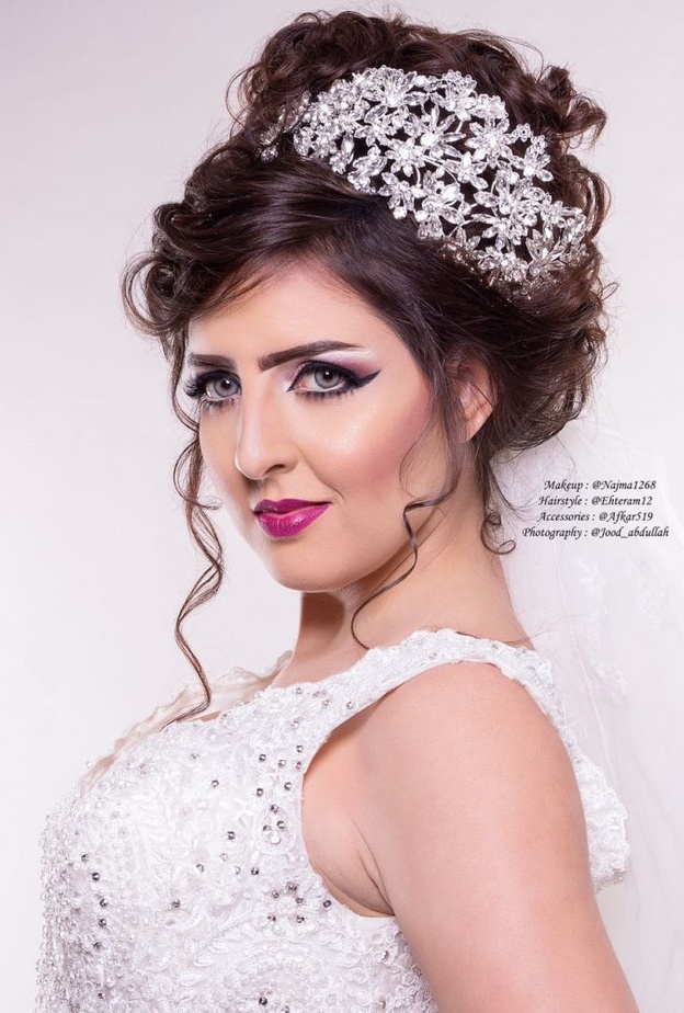 مكياج عروس لافت من نجمه الشيوخي