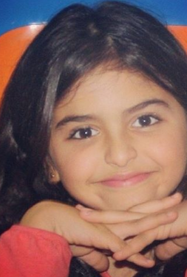 حلا الترك في طفولتها