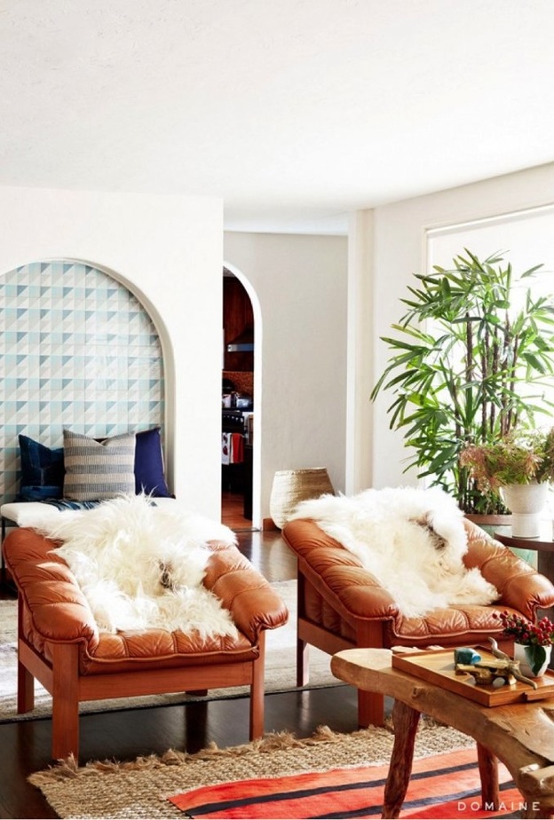 تصاميم الكنب تجمع المودرن بالكلاسيكي في منزل سيلينا غوميز Selena Gomez