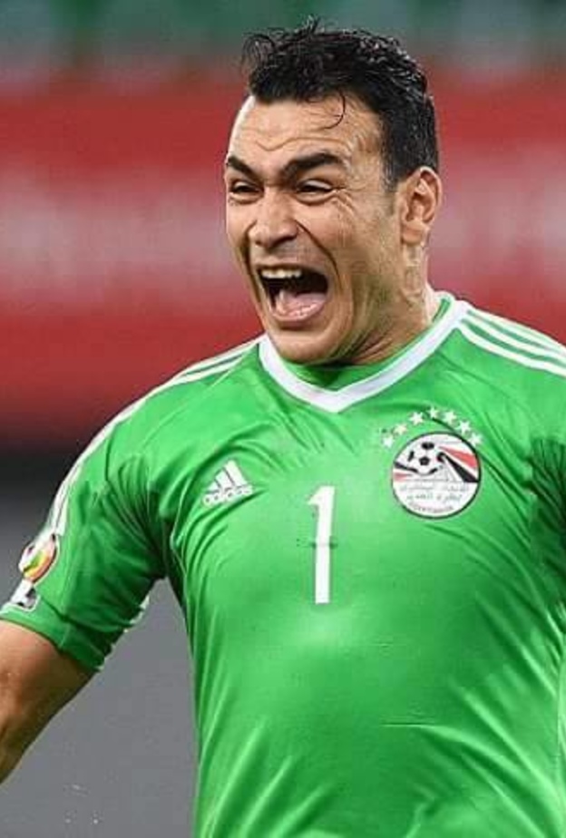 عصام الحضري