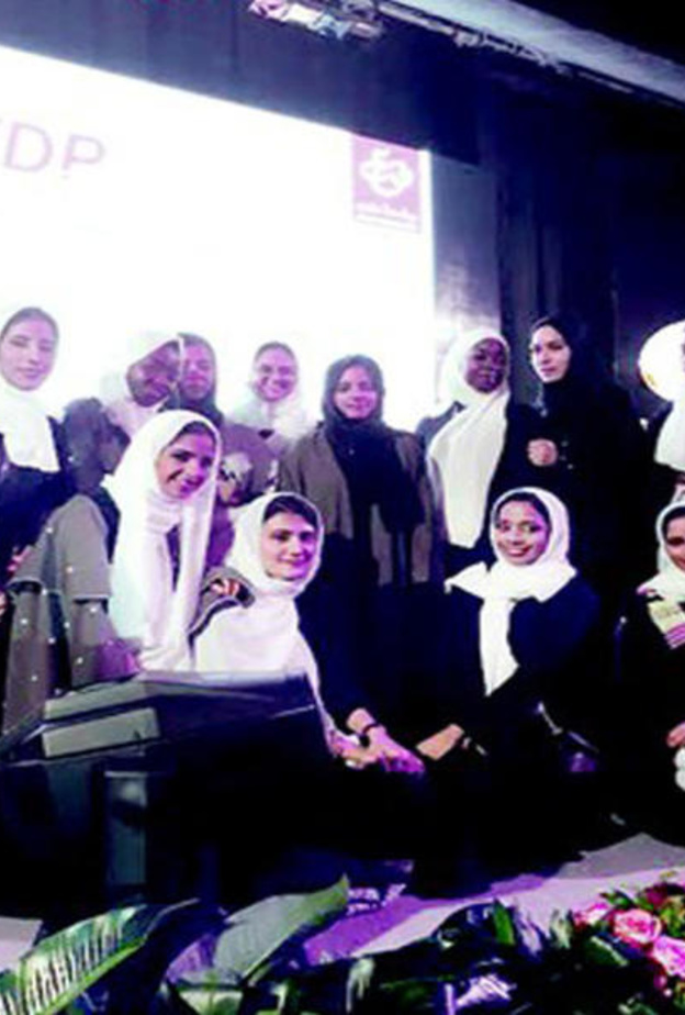 الطالبات الخريجات في تخصص صناعة الافلام