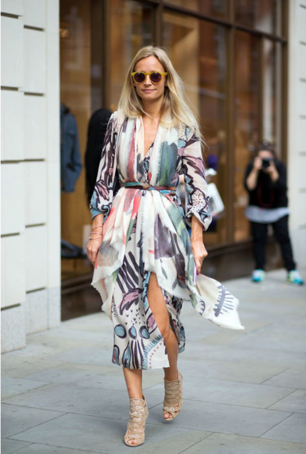 الفستان الملون للربيع