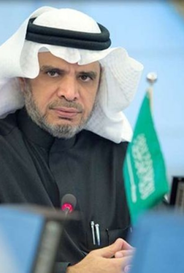 وزير التعليم يعتمد منهجية نقل المعلمات