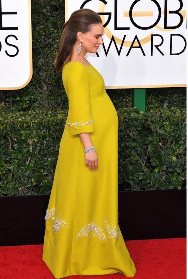 فستان من الكريب المطاطي من By Malene Birger باللون النيلي