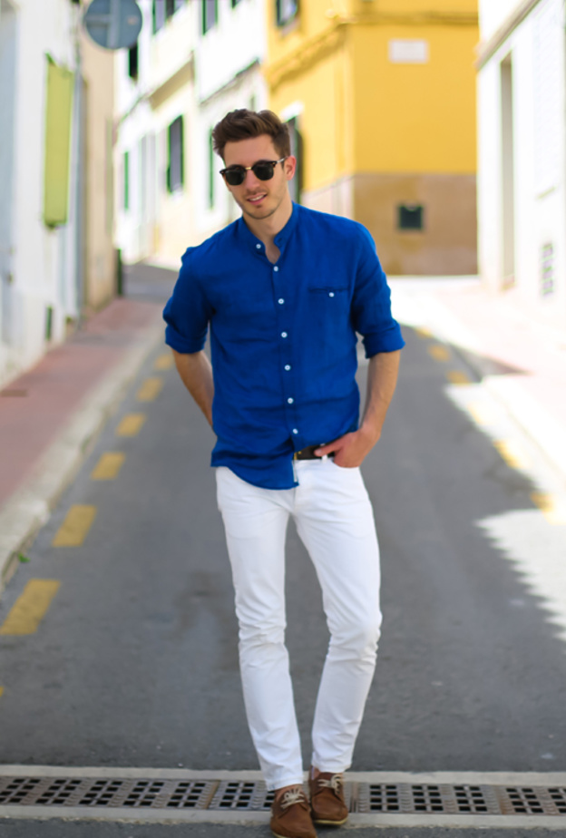 ارتد قميص الكتان الازرق لإطلالة مسائية كاجوال