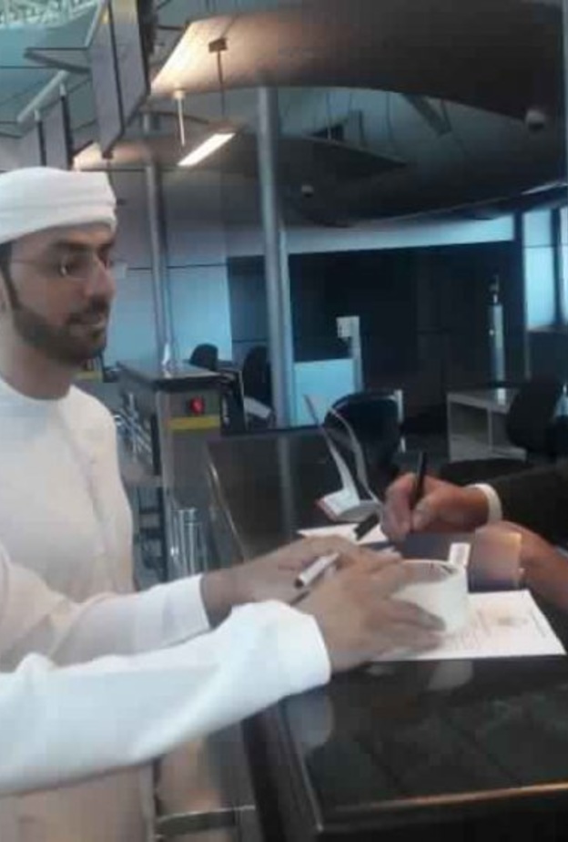 مطار الشارقة يستقبل 300 حاج مسافر الى الاراضي المقدسة