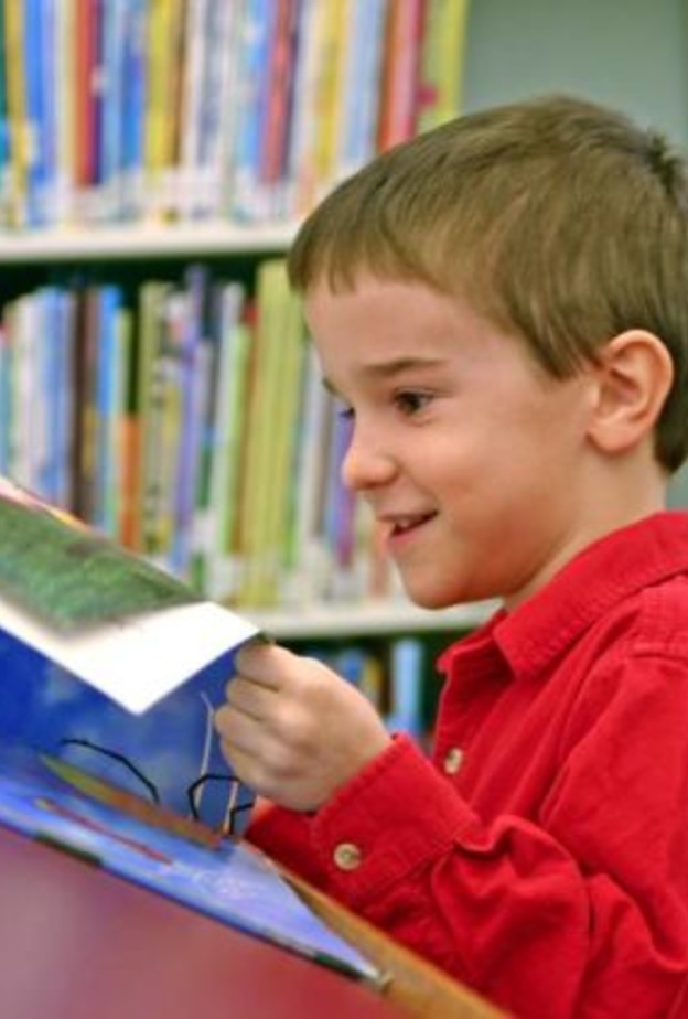 بيت الشعر يناقش أدب الطفل وأثره في التنشئة الإبداعية