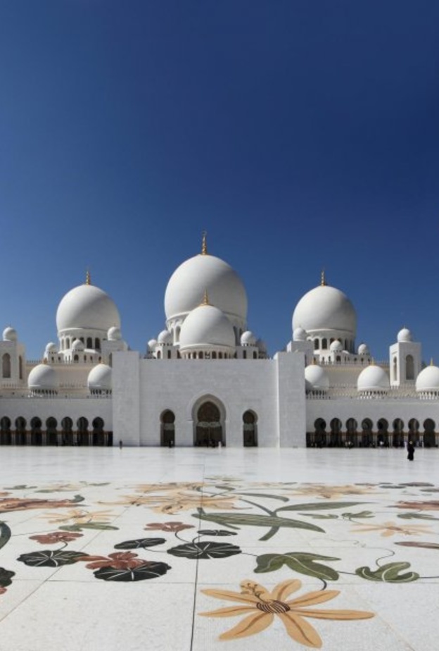 جامع الشيخ زايد تحفة معمارية