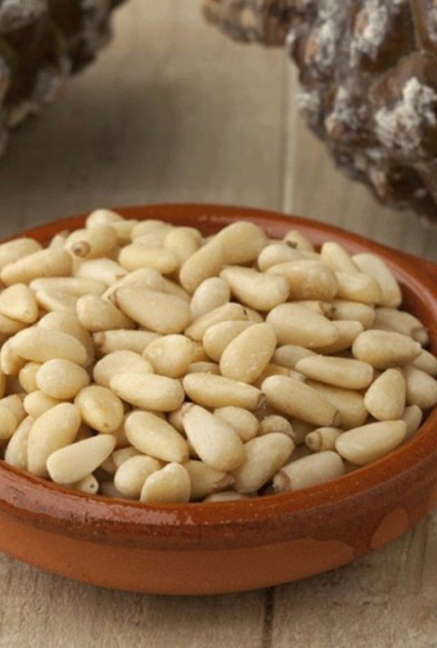 الصنوبر يساهم في خسارة الوزن من خلال كبح الشهية