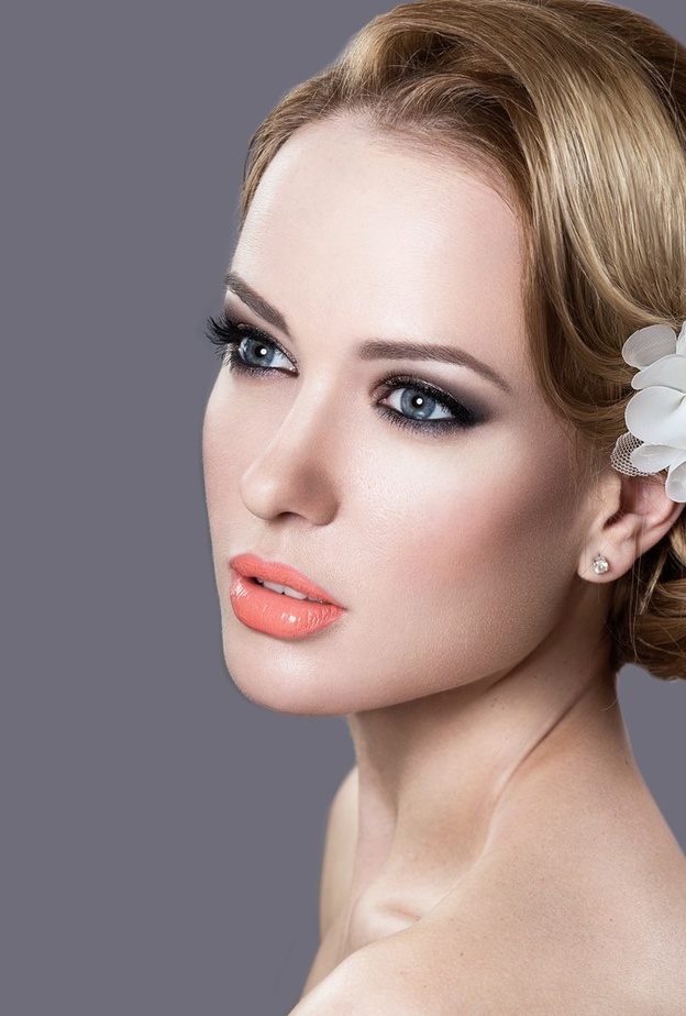 تمتعي ببشرة فاتحة ونضرة قبل يوم الزفاف عن طريق استخدام الخلطات الطبيعية