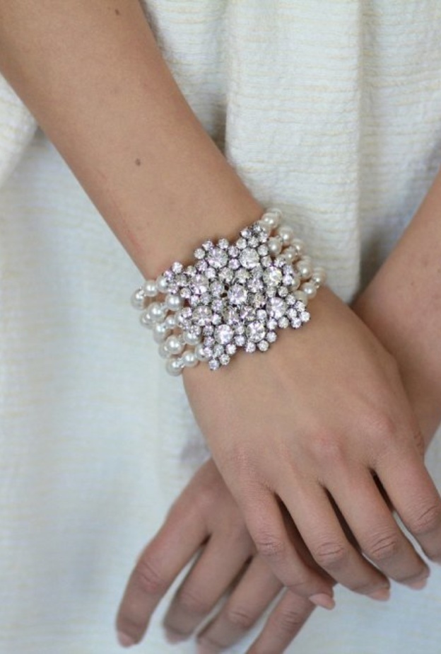 سوار العروس