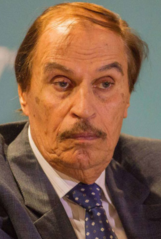 عزت العلايلي