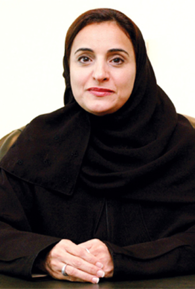  لبنى القاسمي لشعب الإمارات .. القراءة تفيد في القضاء على التطرف