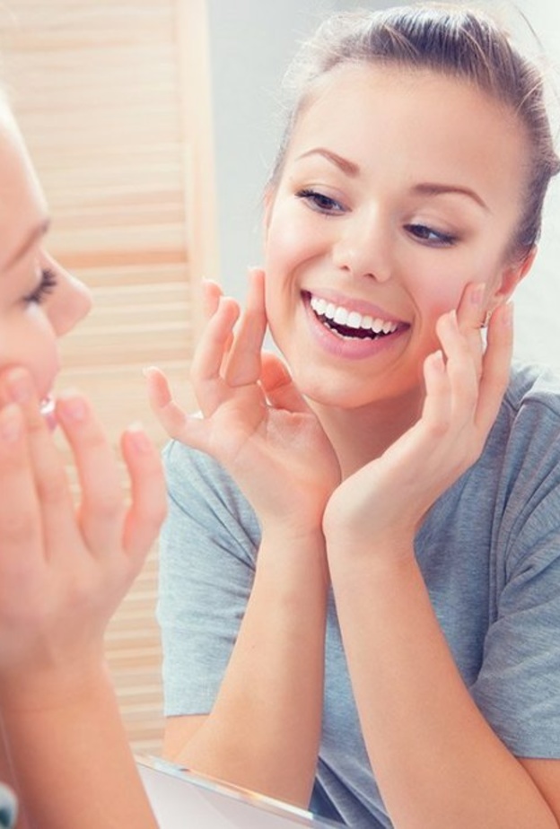 فوائد الكركم والفازلين للبشرة في الصيف