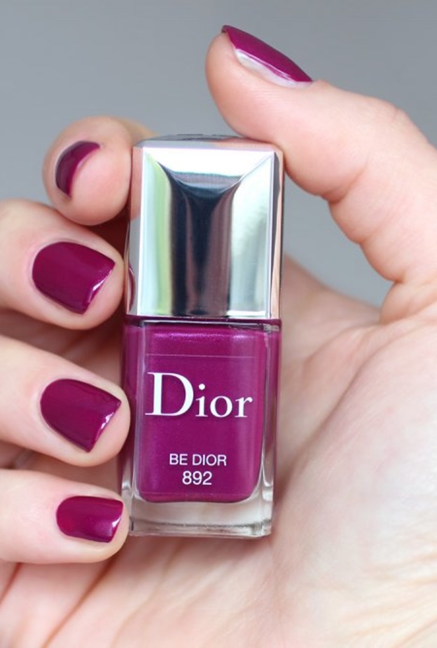 يرمز اللون البنفسجي إلى الاستقلالية والحرية