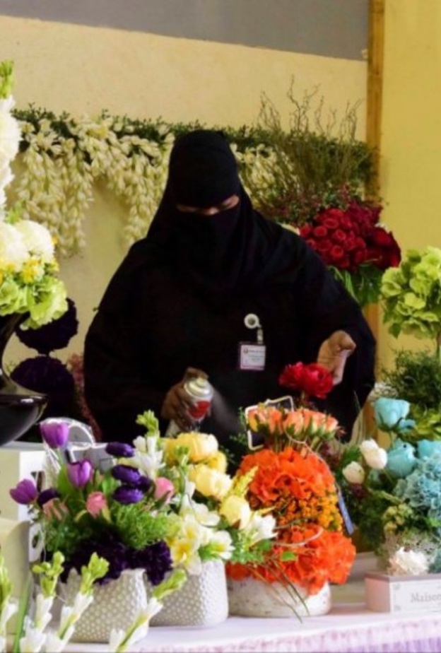 بيع و تنسيق الزهور يتعلق بفرص عمل متنوعة بالنسبة للسعوديات