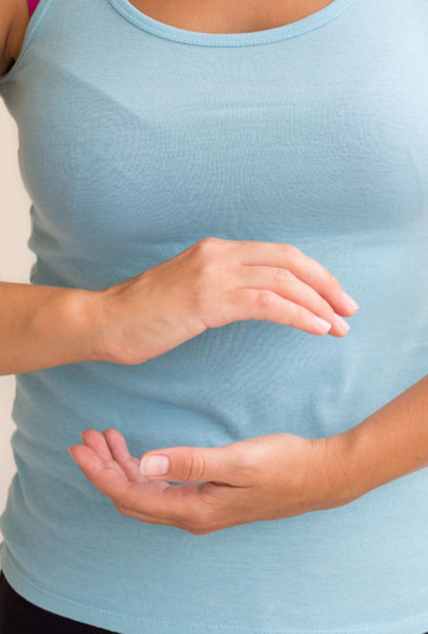 الجهاز الهضمي هو المسئول الأول عن الطعام الذي يحتاجه الإنسان