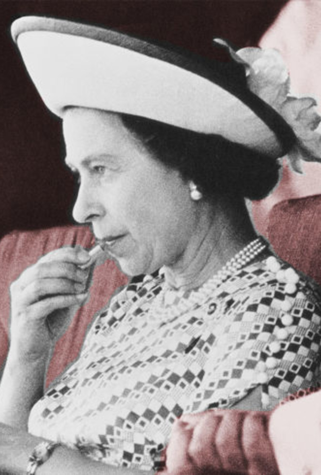 الماركات المفضلة لدى ملكة بريطانيا