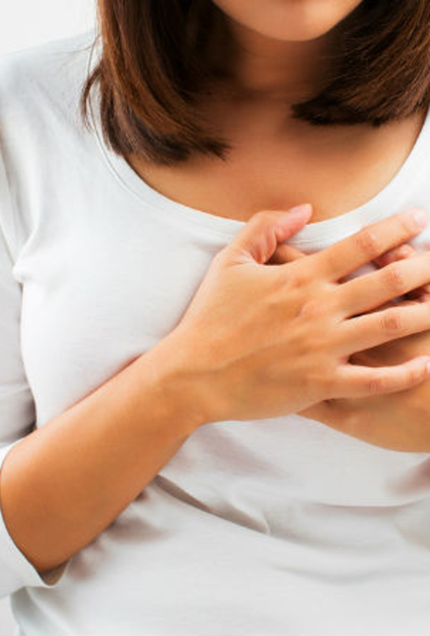 الوخز في الثدي يحدث بسبب الإلتهابات