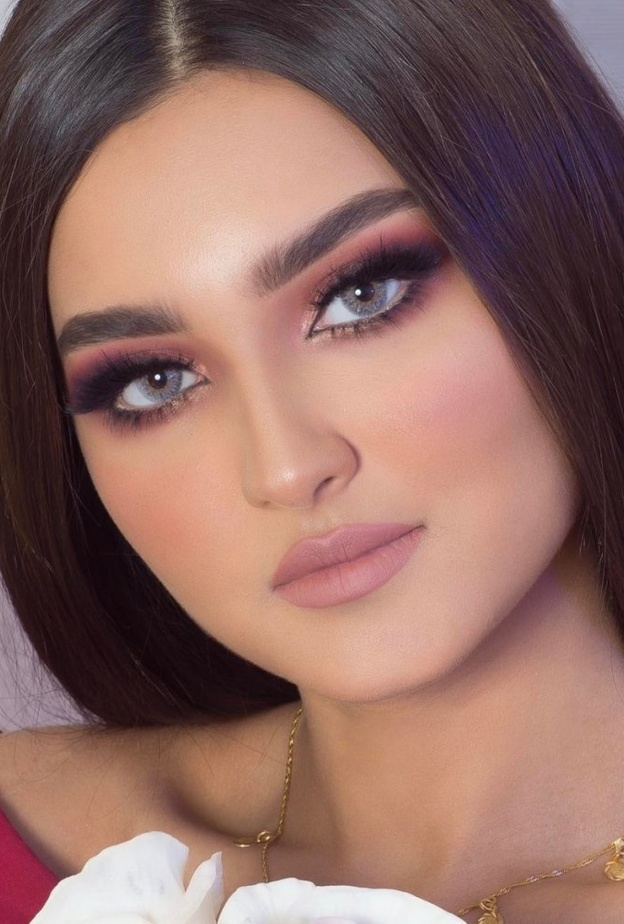 المكياج الوردي الأجمل للصيف