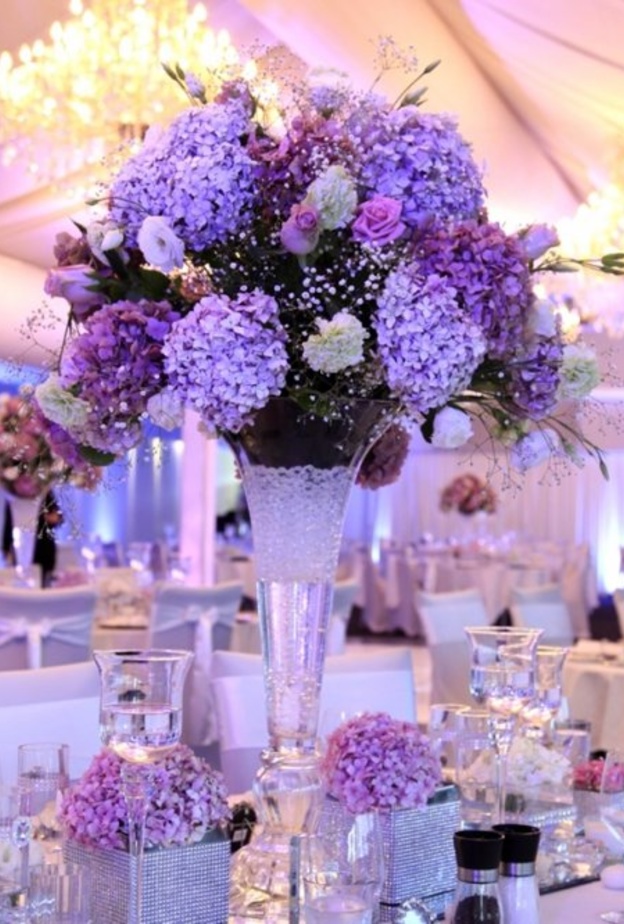 زينة طاولة أنيقة