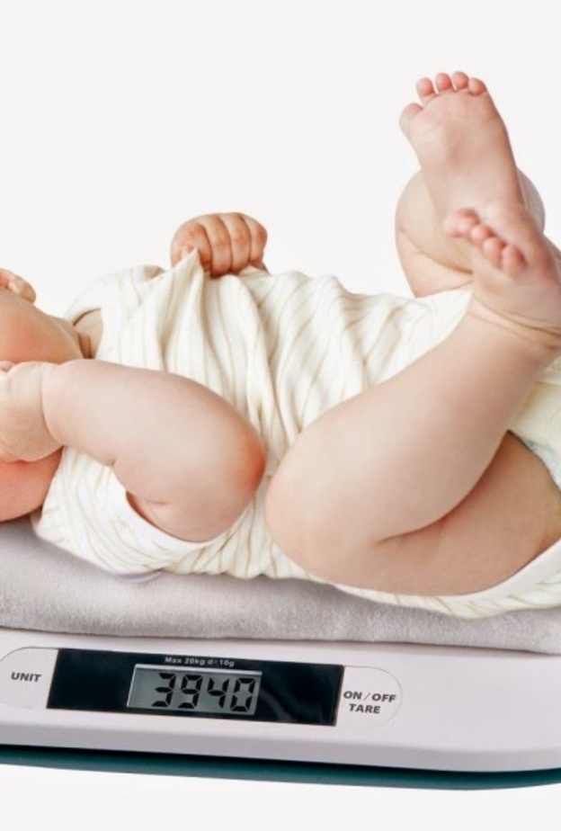  ماهو الوزن المثالي للاطفال منذ الولادة حتى عمر سنة
